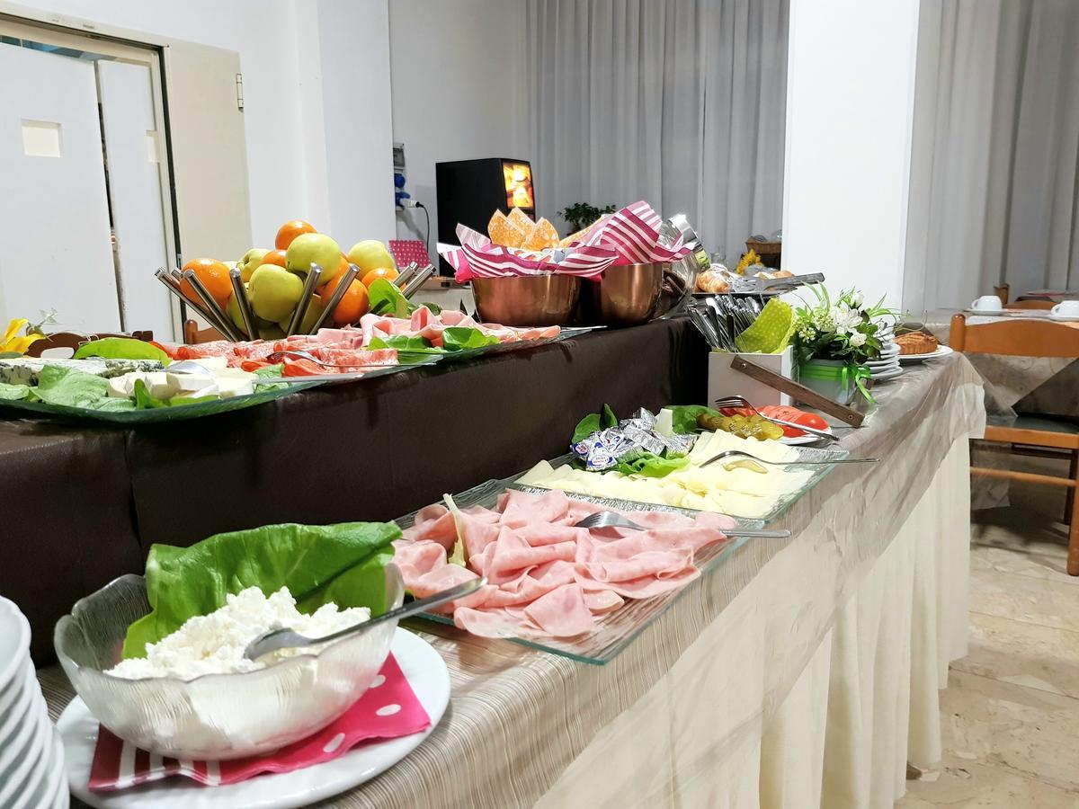 Oxford Hotel Rimini Ngoại thất bức ảnh