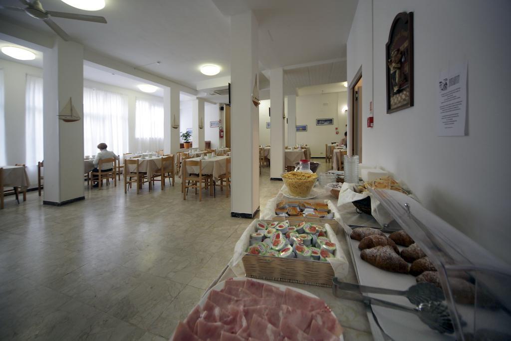 Oxford Hotel Rimini Ngoại thất bức ảnh